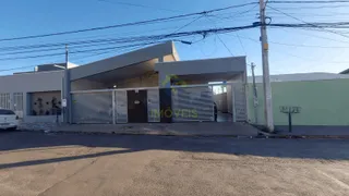 Casa com 3 Quartos à venda, 180m² no Morada do Ouro II, Cuiabá - Foto 1