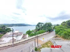 Casa com 2 Quartos para alugar, 202m² no Sambaqui, Florianópolis - Foto 9