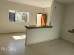 Casa com 2 Quartos à venda, 71m² no São Jorge, Uberlândia - Foto 1