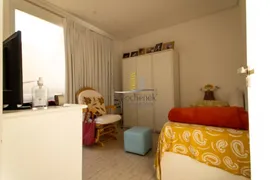 Casa de Condomínio com 7 Quartos para alugar, 460m² no Alphaville, Santana de Parnaíba - Foto 24