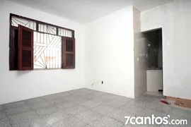 Casa com 3 Quartos para alugar, 191m² no Guararapes, Fortaleza - Foto 9