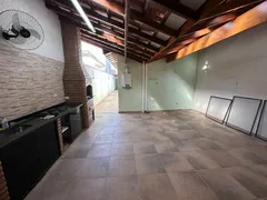 Casa com 3 Quartos à venda, 120m² no Parque Arco Iris, Taubaté - Foto 2