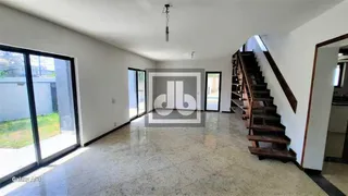 Casa de Condomínio com 3 Quartos à venda, 245m² no Freguesia- Jacarepaguá, Rio de Janeiro - Foto 1