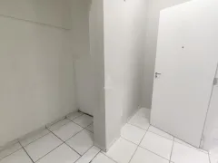 Loja / Salão / Ponto Comercial para alugar, 239m² no Itaum, Joinville - Foto 18