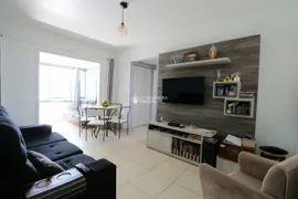Apartamento com 2 Quartos à venda, 66m² no Teresópolis, Porto Alegre - Foto 2