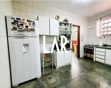 Casa com 4 Quartos à venda, 325m² no Santa Rosa, Belo Horizonte - Foto 22