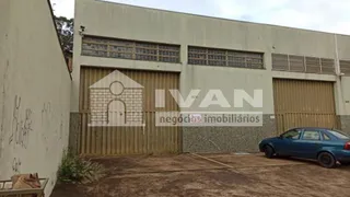 Galpão / Depósito / Armazém para alugar, 279m² no Custódio Pereira, Uberlândia - Foto 2