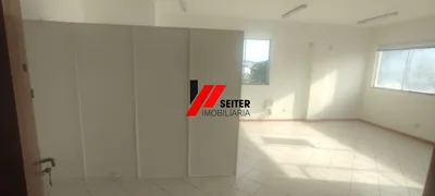 Conjunto Comercial / Sala para venda ou aluguel, 50m² no Itacorubi, Florianópolis - Foto 13