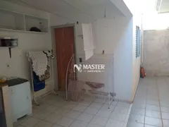 Casa com 4 Quartos à venda, 200m² no Nucleo Habitacional Costa e Silva, Marília - Foto 16