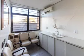 Conjunto Comercial / Sala com 3 Quartos à venda, 124m² no Floresta, Porto Alegre - Foto 17