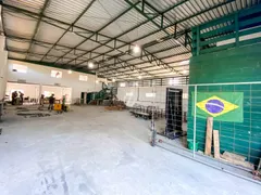 Galpão / Depósito / Armazém para venda ou aluguel, 700m² no Forquilhas, São José - Foto 8