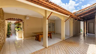 Casa com 3 Quartos à venda, 257m² no Vila Rezende, Goiânia - Foto 5