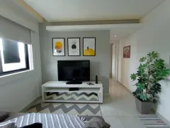 Apartamento com 1 Quarto para alugar, 50m² no Novo Mundo, Curitiba - Foto 2