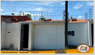 Casa com 3 Quartos à venda, 198m² no Passaré, Fortaleza - Foto 1