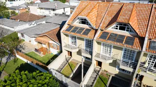 Sobrado com 4 Quartos à venda, 200m² no Portão, Curitiba - Foto 4