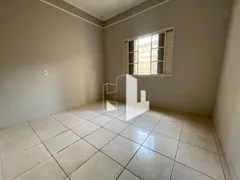 Casa com 3 Quartos para alugar, 250m² no Centro, Jaú - Foto 6