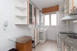 Apartamento com 2 Quartos para alugar, 62m² no Tristeza, Porto Alegre - Foto 8