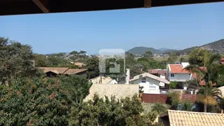 Casa com 4 Quartos para alugar, 190m² no Rio Tavares, Florianópolis - Foto 5
