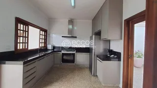 Casa com 2 Quartos à venda, 208m² no Jardim Karaíba, Uberlândia - Foto 6