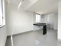 Apartamento com 3 Quartos à venda, 91m² no Barreiro, Belo Horizonte - Foto 2