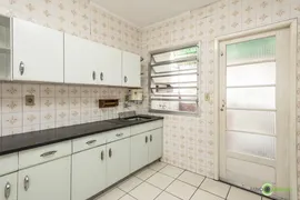 Casa com 3 Quartos à venda, 221m² no Santa Maria Goretti, Porto Alegre - Foto 30