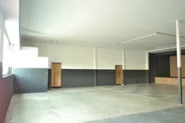 Loja / Salão / Ponto Comercial para alugar, 330m² no Setor Coimbra, Goiânia - Foto 3