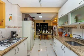 Casa de Condomínio com 4 Quartos para alugar, 160m² no Jardim Itú Sabará, Porto Alegre - Foto 19