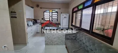 Casa com 3 Quartos à venda, 185m² no Maracanã, Praia Grande - Foto 1