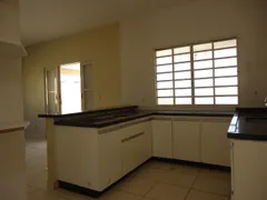 Casa com 3 Quartos à venda, 210m² no Residencial Vieira, Trindade - Foto 17