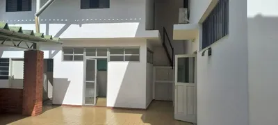 Sobrado com 4 Quartos para alugar, 350m² no Vila Yara, Osasco - Foto 12