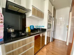 Apartamento com 2 Quartos à venda, 57m² no Barreiros, São José - Foto 2