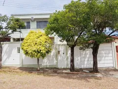 Casa com 4 Quartos à venda, 259m² no Cel. Aparício Borges, Porto Alegre - Foto 1