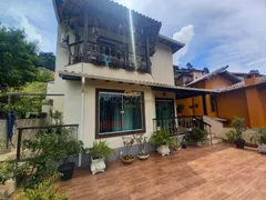 Casa de Condomínio com 3 Quartos à venda, 200m² no Vargem Grande, Teresópolis - Foto 1
