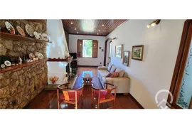 Casa com 5 Quartos à venda, 317m² no Vale dos Pinheiros, Nova Friburgo - Foto 8