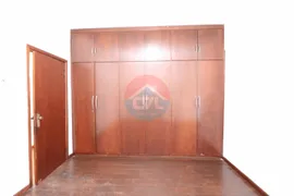 Casa com 5 Quartos para alugar, 424m² no Centro, Cuiabá - Foto 29