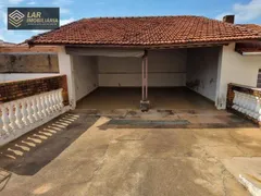 Casa com 3 Quartos à venda, 280m² no Jardim Paraiso, Botucatu - Foto 4