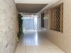 Casa com 3 Quartos para alugar, 288m² no Cidade 2000, Fortaleza - Foto 6