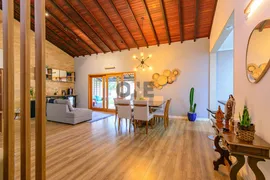 Casa de Condomínio com 4 Quartos à venda, 279m² no Granja Viana, Carapicuíba - Foto 2