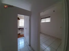 Casa Comercial com 3 Quartos para venda ou aluguel, 140m² no Vila Pavan, Americana - Foto 14