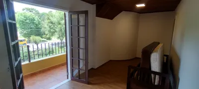 Apartamento com 3 Quartos para alugar, 161m² no Capivari, Campos do Jordão - Foto 8