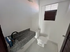 Prédio Inteiro com 8 Quartos para alugar, 300m² no Candelária, Natal - Foto 21