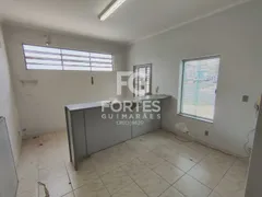 Casa Comercial com 4 Quartos para alugar, 130m² no Centro, Ribeirão Preto - Foto 6