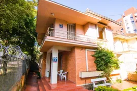 Casa com 4 Quartos à venda, 341m² no Petrópolis, Porto Alegre - Foto 2