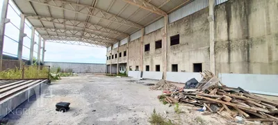 Galpão / Depósito / Armazém para venda ou aluguel, 1030m² no Cabiunas, Macaé - Foto 2