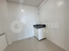 Apartamento com 3 Quartos à venda, 117m² no Carajas, Uberlândia - Foto 16