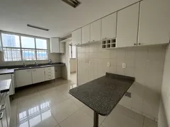 Apartamento com 3 Quartos para alugar, 160m² no Popular, Cuiabá - Foto 34