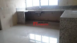 Casa Comercial com 3 Quartos para alugar, 180m² no Baeta Neves, São Bernardo do Campo - Foto 6