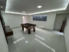 Casa com 3 Quartos à venda, 340m² no Brasil, Uberlândia - Foto 17