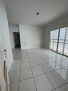 Casa com 3 Quartos para alugar, 250m² no Santa Luzia, Uberlândia - Foto 3