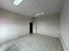 Loja / Salão / Ponto Comercial para alugar, 70m² no Emaús, Parnamirim - Foto 1